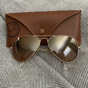 Ray - ban Gold mirrored aviators